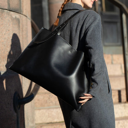 Large Handbag Adele - Genuine Black Leather