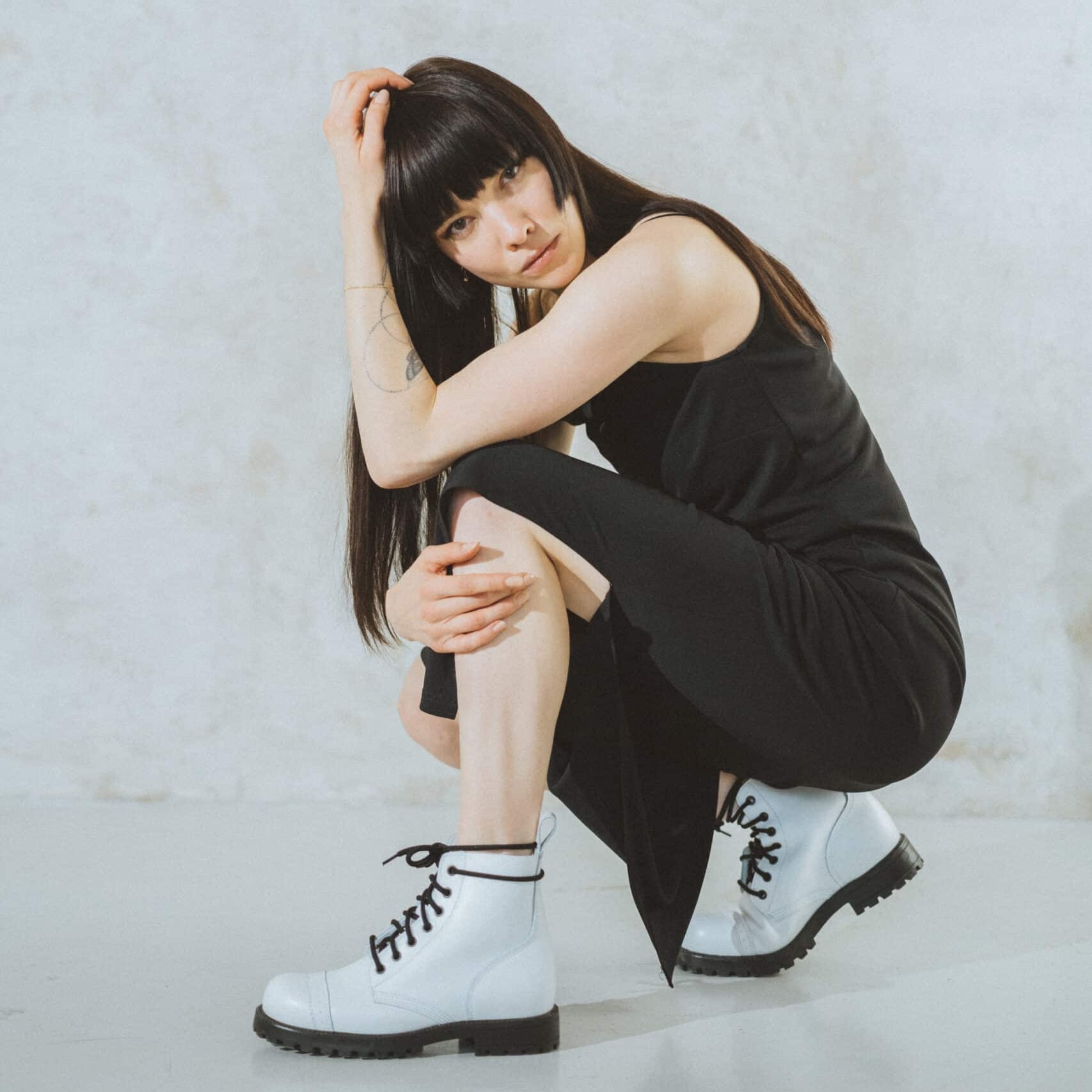 517 aka Aviator Boots - White
