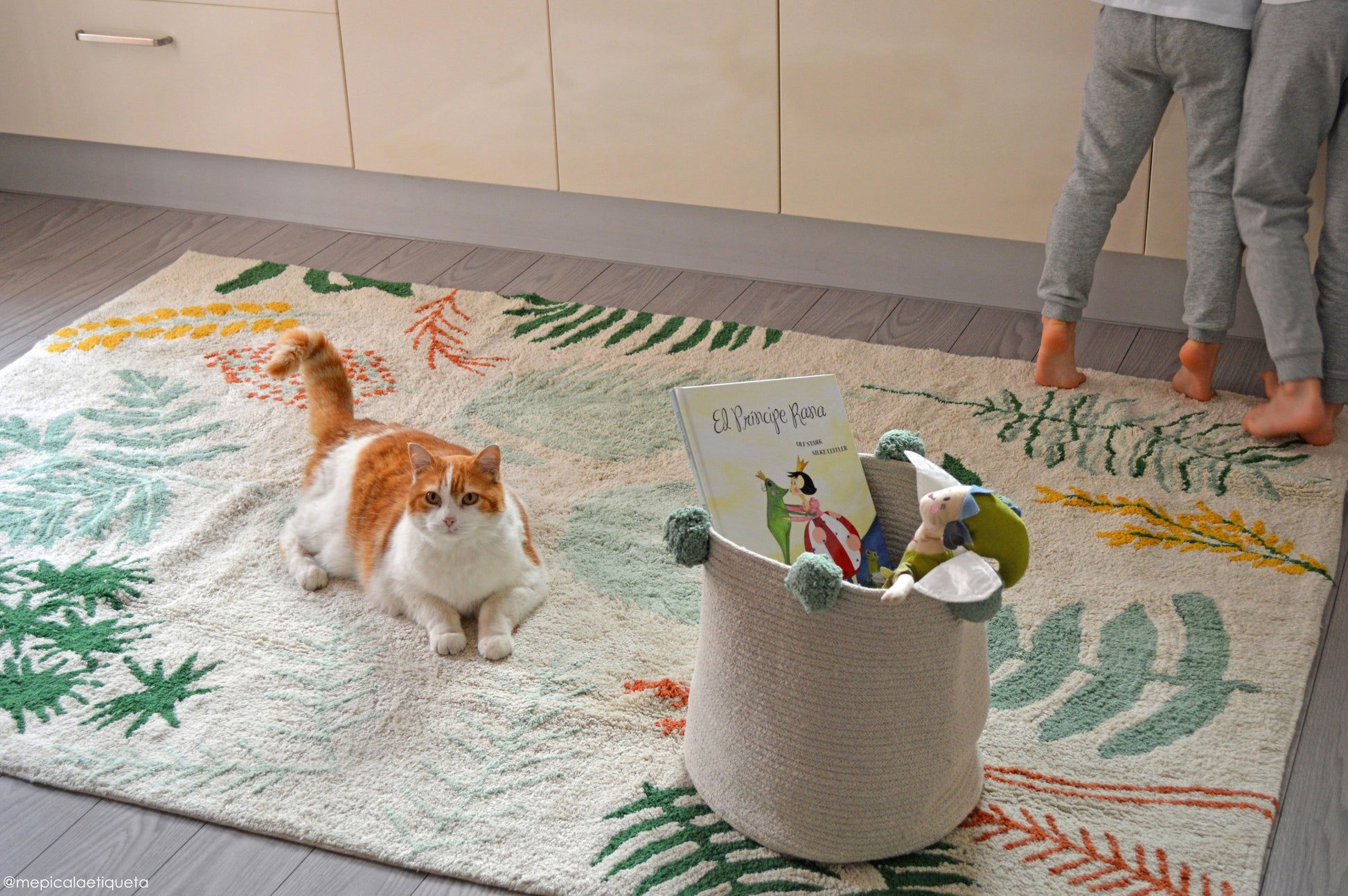 Washable Rug Botanic Plants, 140 x 200 cm 